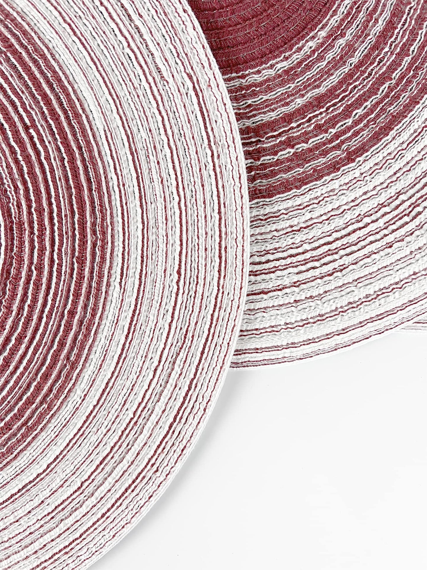 Fennco Styles Handmade Gradient Textured Ramie Placemats 14" Round, Set of 4 – Braided Table Mats Heat Resistant Insulation for Home Décor, Dining Table, Everyday Use, Banquets, Special Events