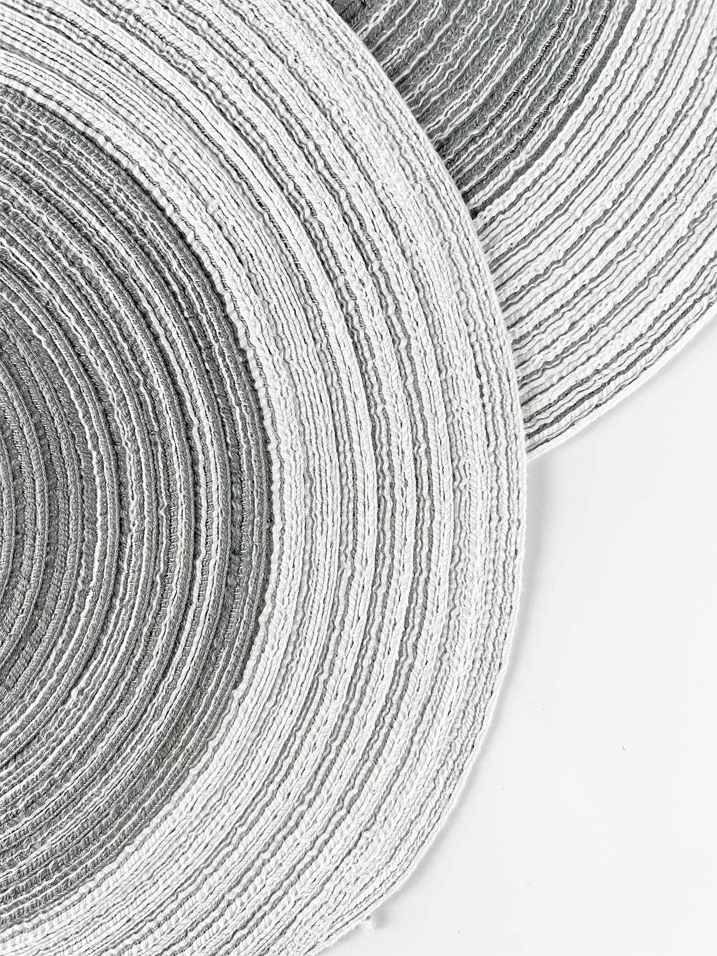 Fennco Styles Handmade Gradient Textured Ramie Placemats 14" Round, Set of 4 – Braided Table Mats Heat Resistant Insulation for Home Décor, Dining Table, Everyday Use, Banquets, Special Events