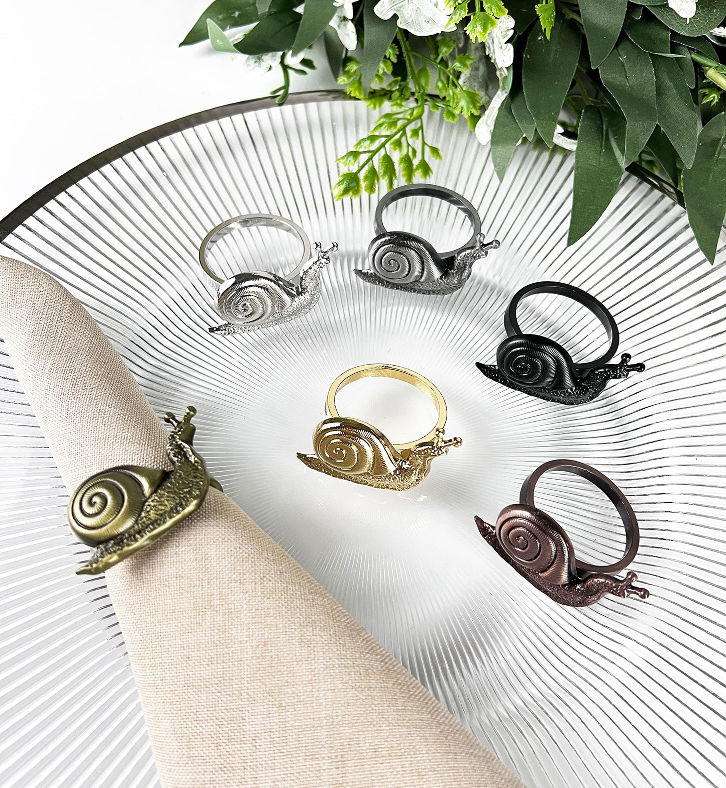 Fennco Styles Nature's Touch Snail Metal Napkin Rings, Set of 4 – Copper Napkin Holders for Family Dinner, Themed Party, Table Décor, Banquets, Holidays and Special Occasion