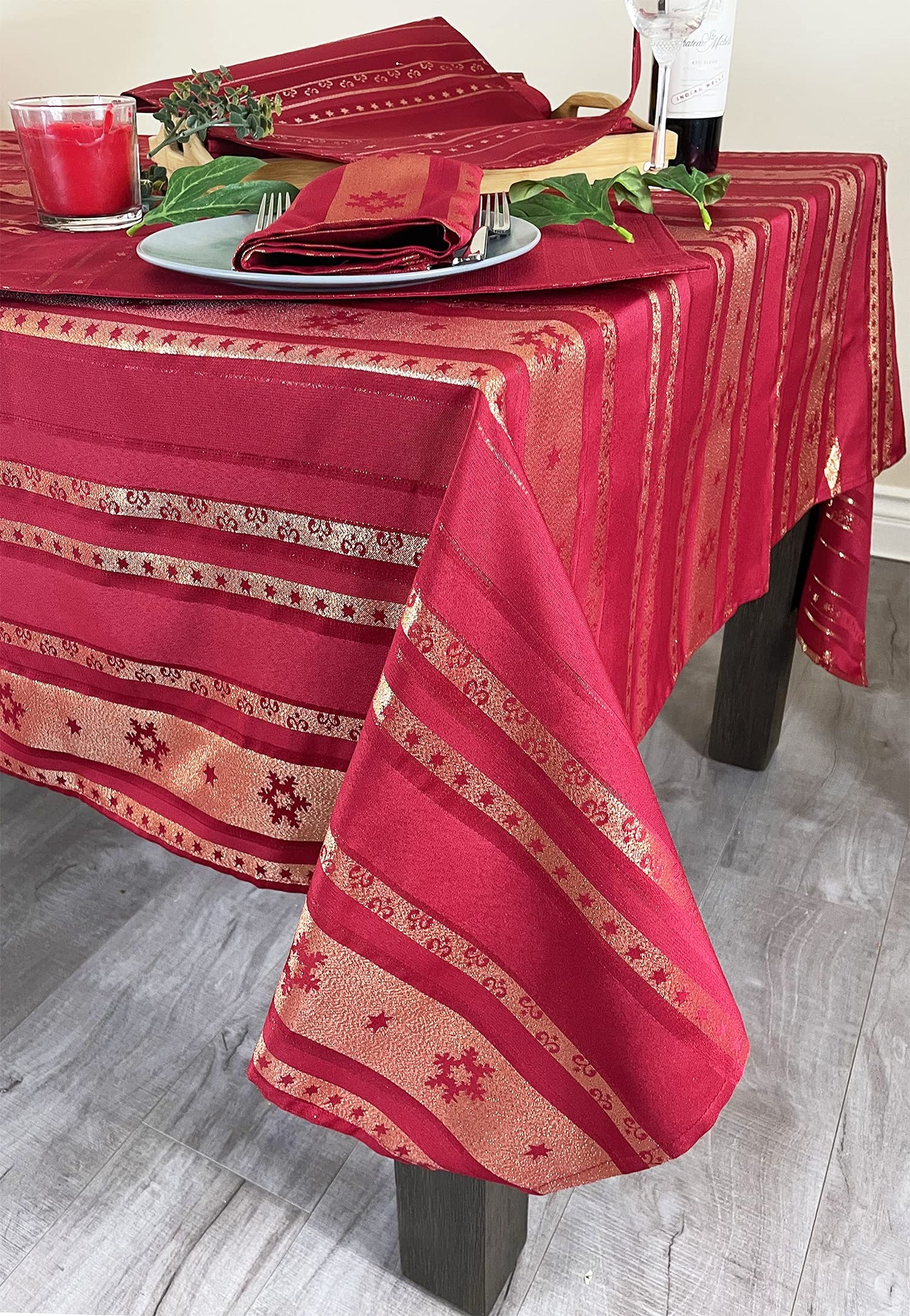 Fennco Styles Holiday Metallic Snowflake Printed Tablecloth 70" W x 70" L - Red Woven Table Cover for Home Décor, Banquet, Family Gathering, Christmas, Special Occasion (20"X20" Napkin, Set of 4)