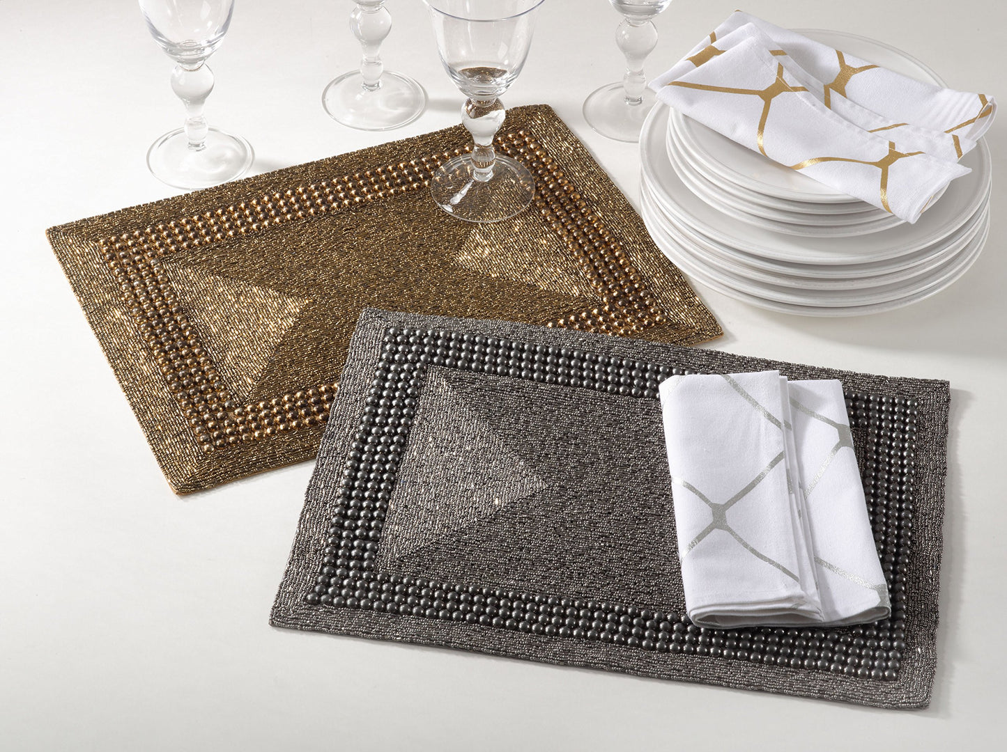 Fennco Styles Tullia Handmade Beaded Design Placemat - 1-Piece - 13"x18" (Pewter)