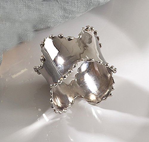 Fennco Styles Collection Classic Design Napkin Ring - 2 Colors - Set of 4