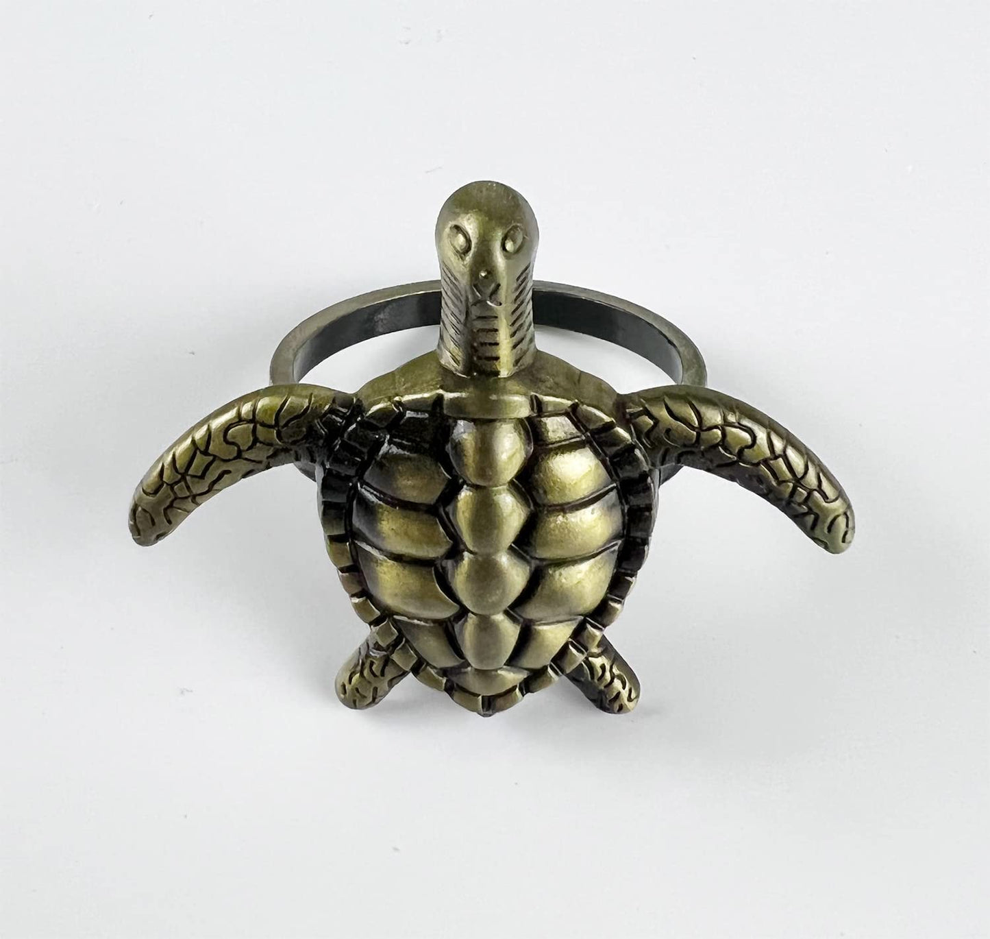 Fennco Styles Nature's Touch Sea Turtle Metal Napkin Rings, Set of 4 – Bronze Sea Creatures Napkin Holders for Family Dinner, Themed Party, Table Décor, Banquets, Holidays and Special Occasion