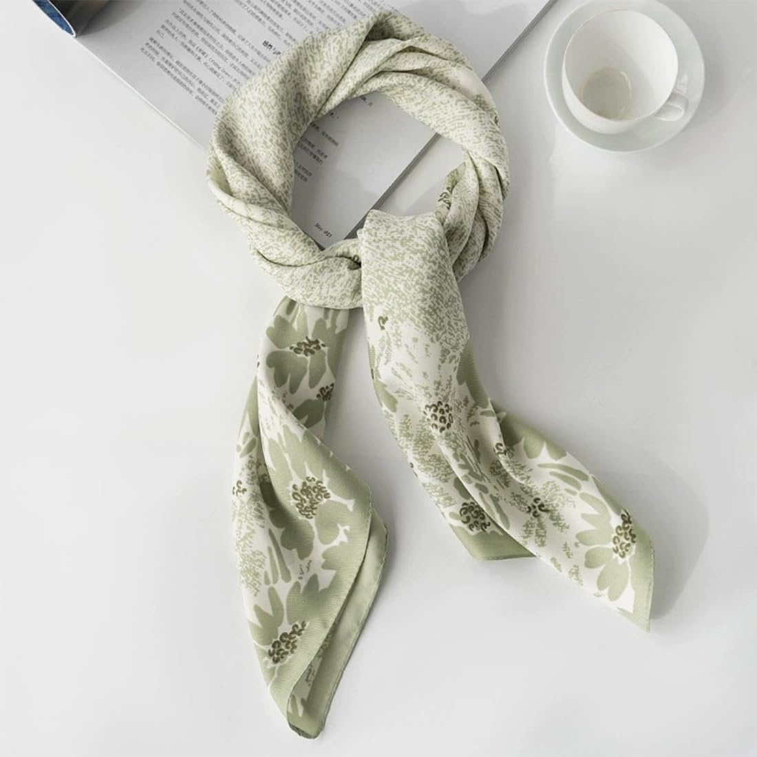 stylesilove Women Floral Print Silk Like Scarf Square Neckerchief Soft Bandana Small Shawl Neck Wraps for All Season