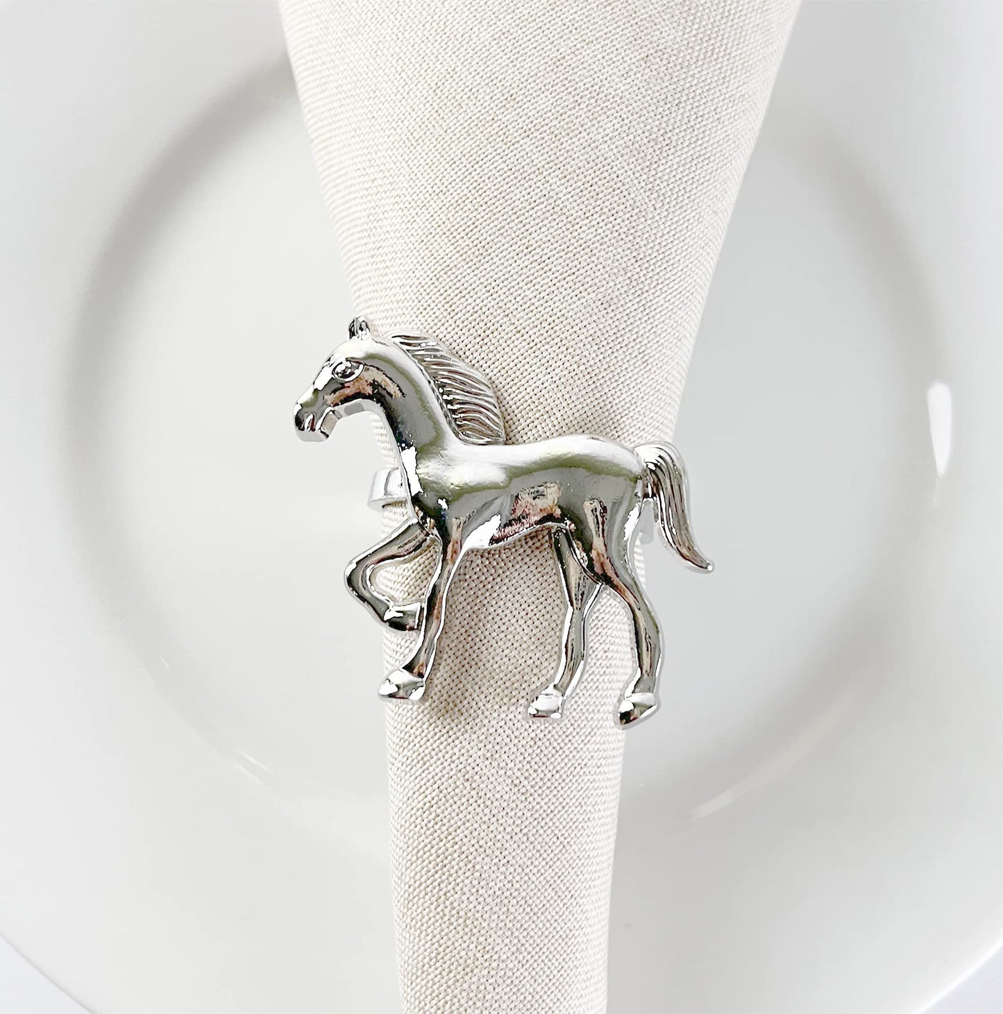 Fennco Styles Horse Metal Napkin Rings, Set of 4 - Silver Animal Napkin Holders for Home, Dining Table Décor, Banquets, Holidays, Family Gatherings and Special Occasions