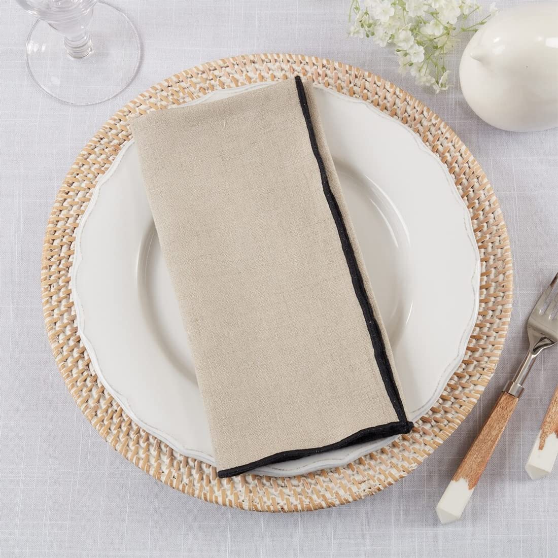 Fennco Styles Amelia Collection Classic Stonewashed Border Stitch 100% Pure Linen 20 x 20 Inch Cloth Napkins – Natural Dinner Napkins for Banquet, Wedding, Special Events and Home Décor