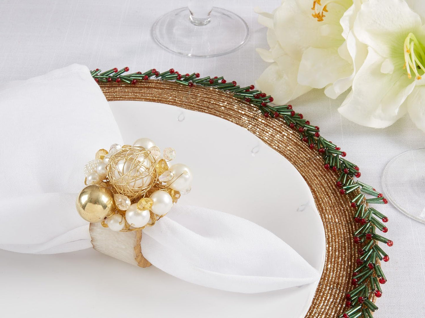 Fennco Styles Glitzy Beaded Elegant Napkin Rings, Set of 4 - Gold Holiday Design Napkin Holders for Home, Dining Table, Banquets, Christmas Décor and Special Occasion