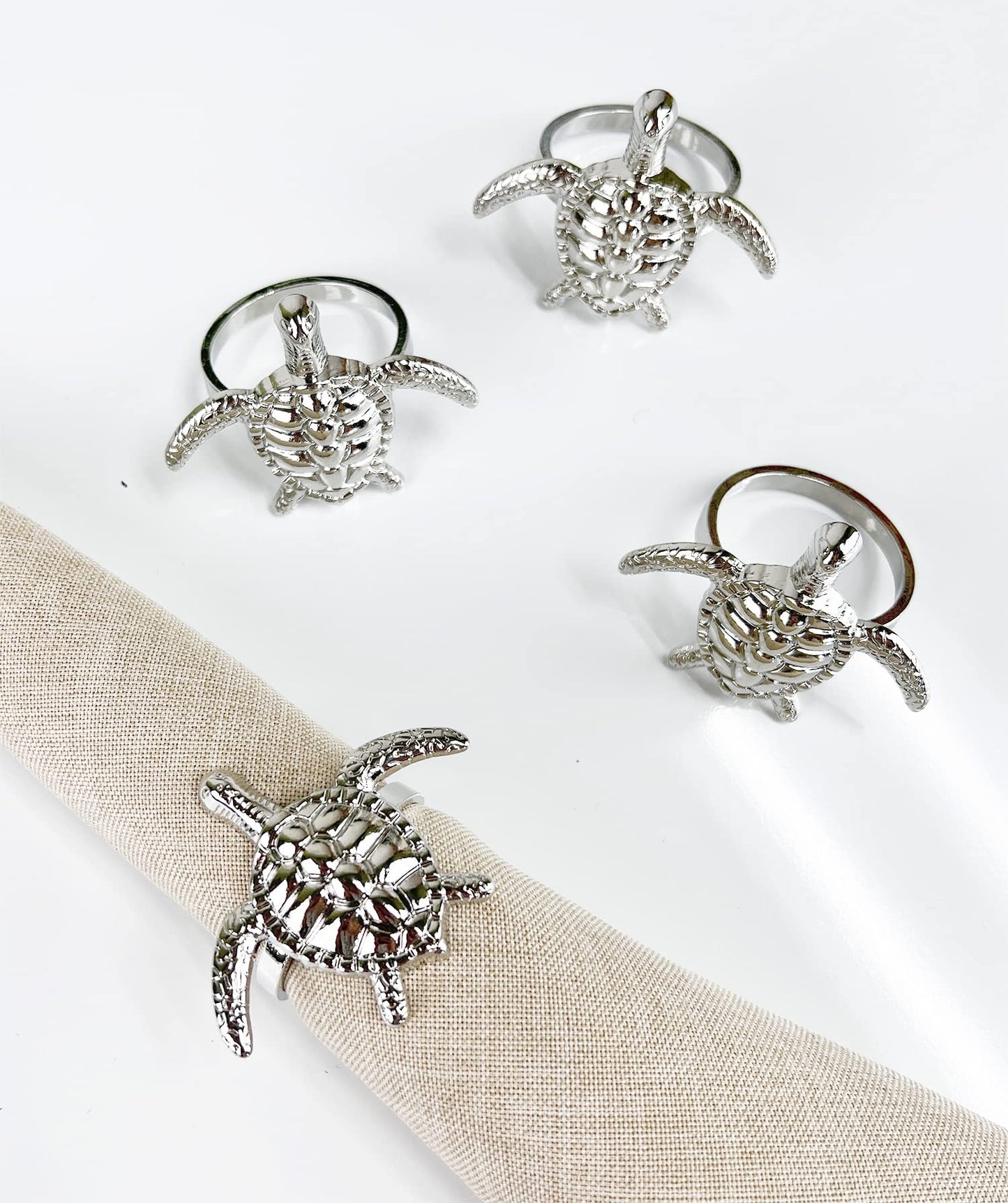 Fennco Styles Nature's Touch Sea Turtle Metal Napkin Rings, Set of 4 – Bronze Sea Creatures Napkin Holders for Family Dinner, Themed Party, Table Décor, Banquets, Holidays and Special Occasion