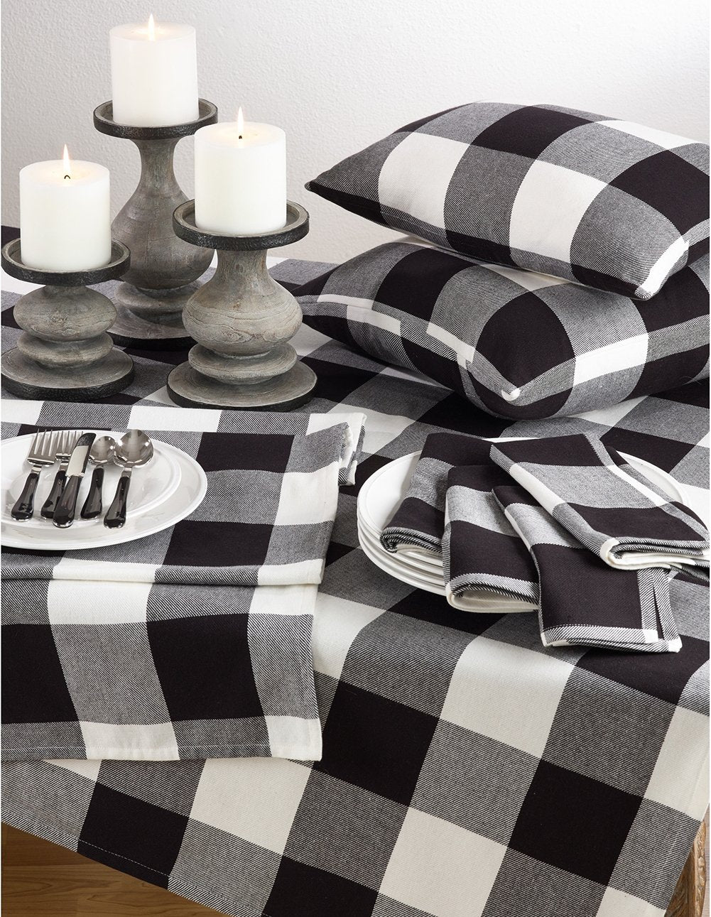 Fennco Styles Holiday Black Buffalo Check Plaid Cotton Cloth Napkins 20"x20", Set of 4