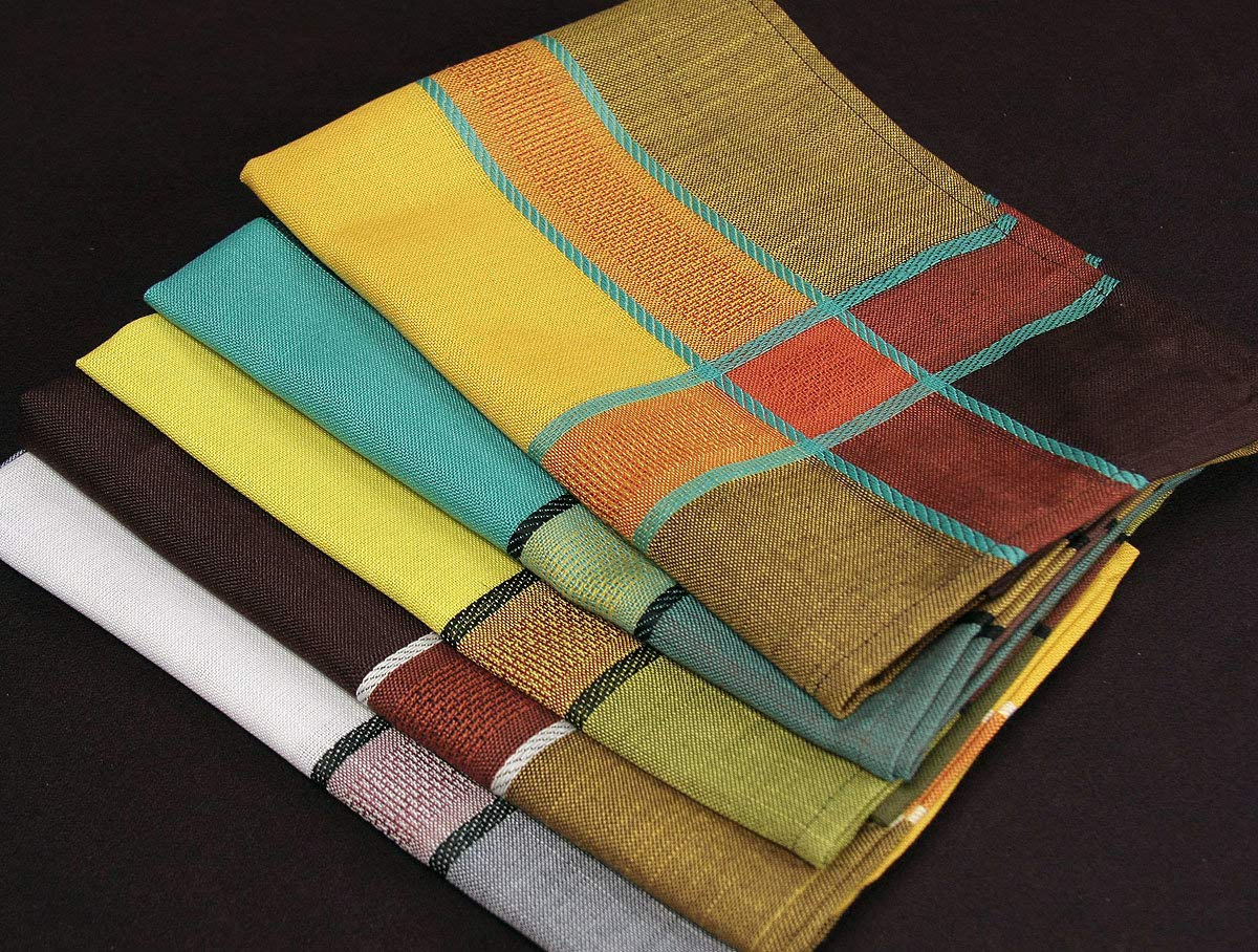 Fennco Styles Maison Beaujard Collection Modern Provençal 20 x 20 Inch Cloth Napkins, Set of 4 – Marigold Plaid Dinner Napkins for Banquets, Family Dinners, Special Events and Table Décor
