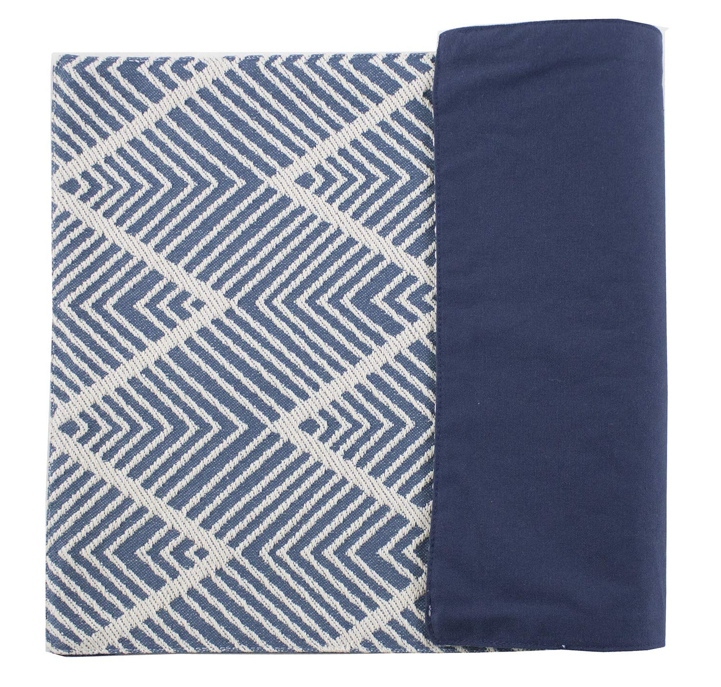 Fennco Styles Contemporary Chevron Tassel Cotton Blend 14 x 71 Inch Table Runner – Woven Table Runner for Indoor Party, Family Gathering, Beach House and Home Décor