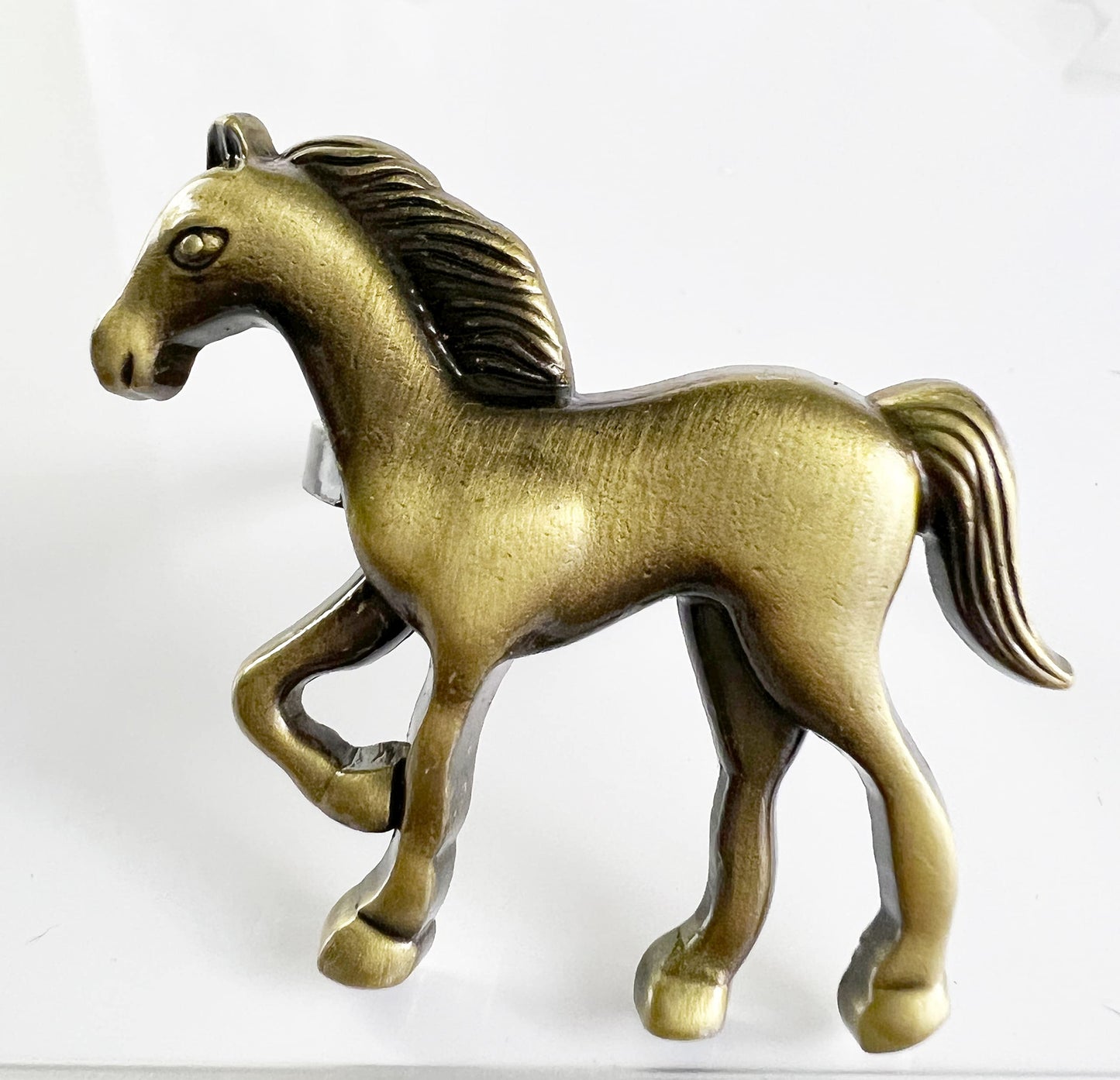 Fennco Styles Horse Metal Napkin Rings, Set of 4 - Silver Animal Napkin Holders for Home, Dining Table Décor, Banquets, Holidays, Family Gatherings and Special Occasions