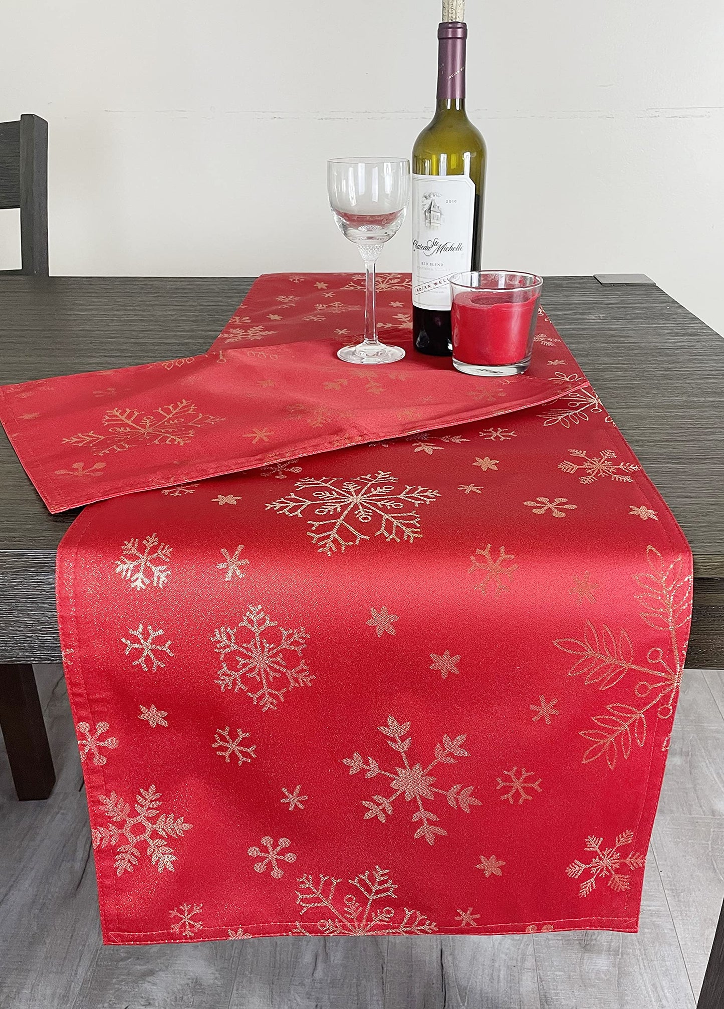 Fennco Styles Holiday Foil Print Snowflake Table Runner 16" W x 54" L - Red Woven Table Cover for Home Décor, Banquet, Family Gathering, Christmas, Special Occasion