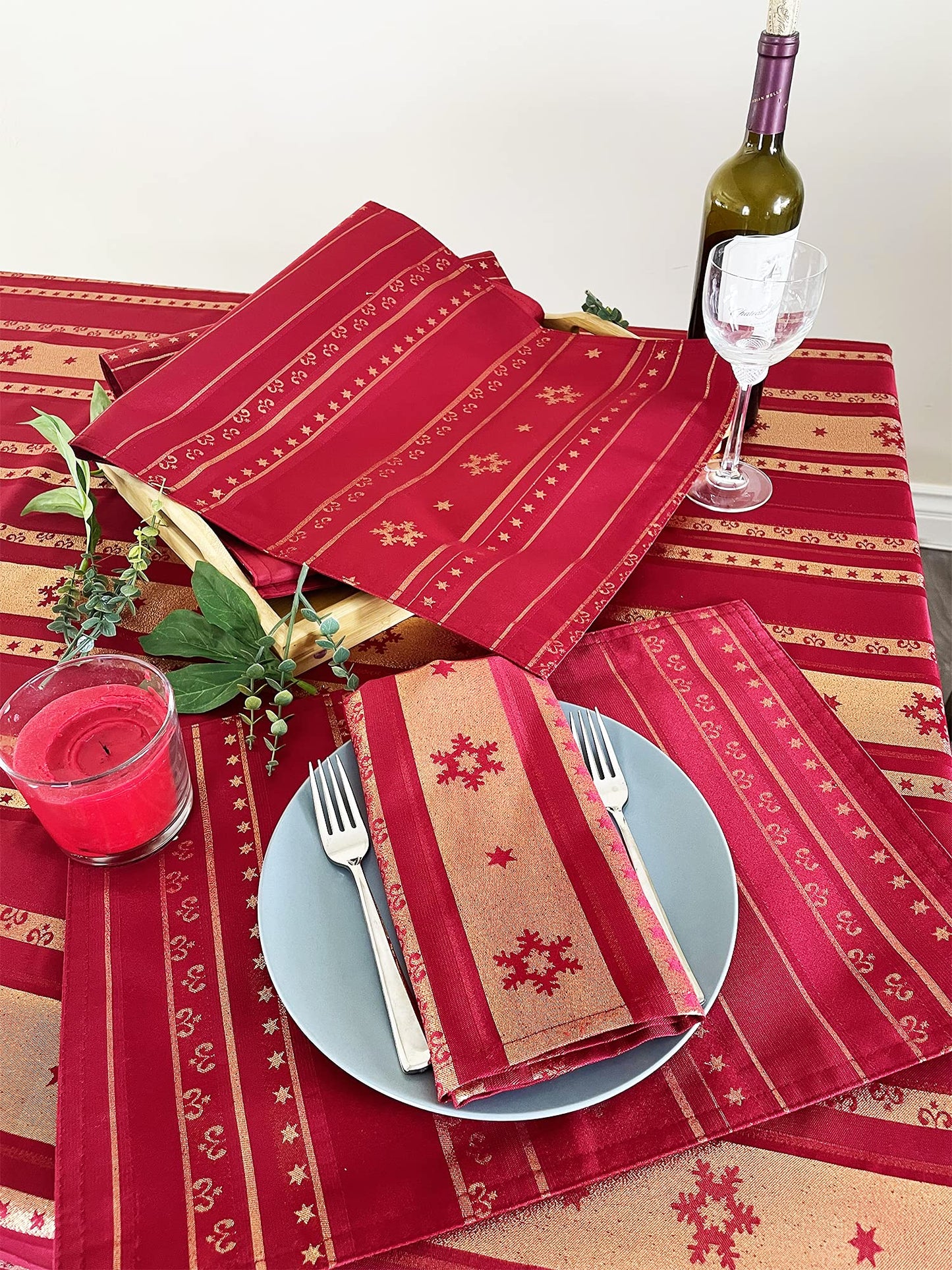 Fennco Styles Holiday Metallic Snowflake Printed Tablecloth 70" W x 70" L - Red Woven Table Cover for Home Décor, Banquet, Family Gathering, Christmas, Special Occasion (20"X20" Napkin, Set of 4)
