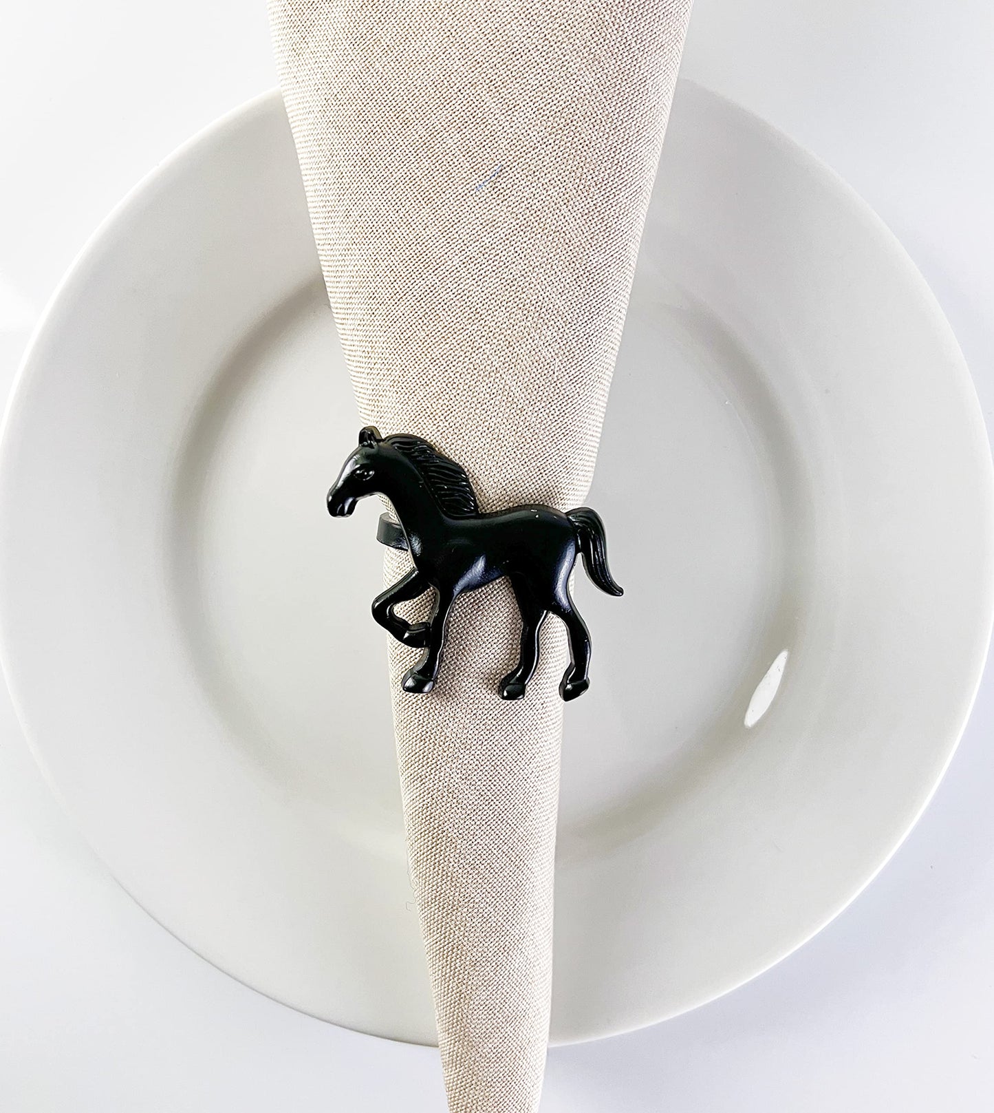 Fennco Styles Horse Metal Napkin Rings, Set of 4 - Silver Animal Napkin Holders for Home, Dining Table Décor, Banquets, Holidays, Family Gatherings and Special Occasions