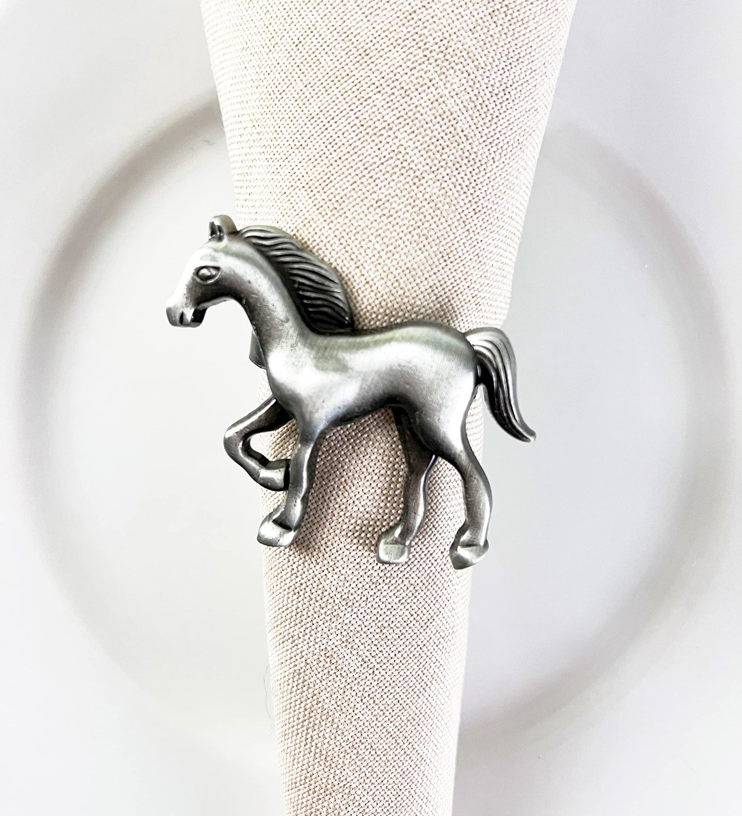 Fennco Styles Horse Metal Napkin Rings, Set of 4 - Silver Animal Napkin Holders for Home, Dining Table Décor, Banquets, Holidays, Family Gatherings and Special Occasions